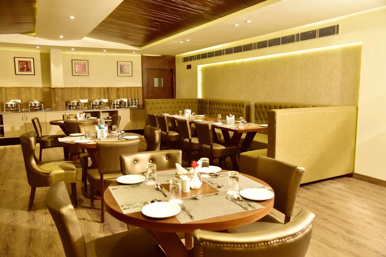 Season Hotel Nainital Εξωτερικό φωτογραφία