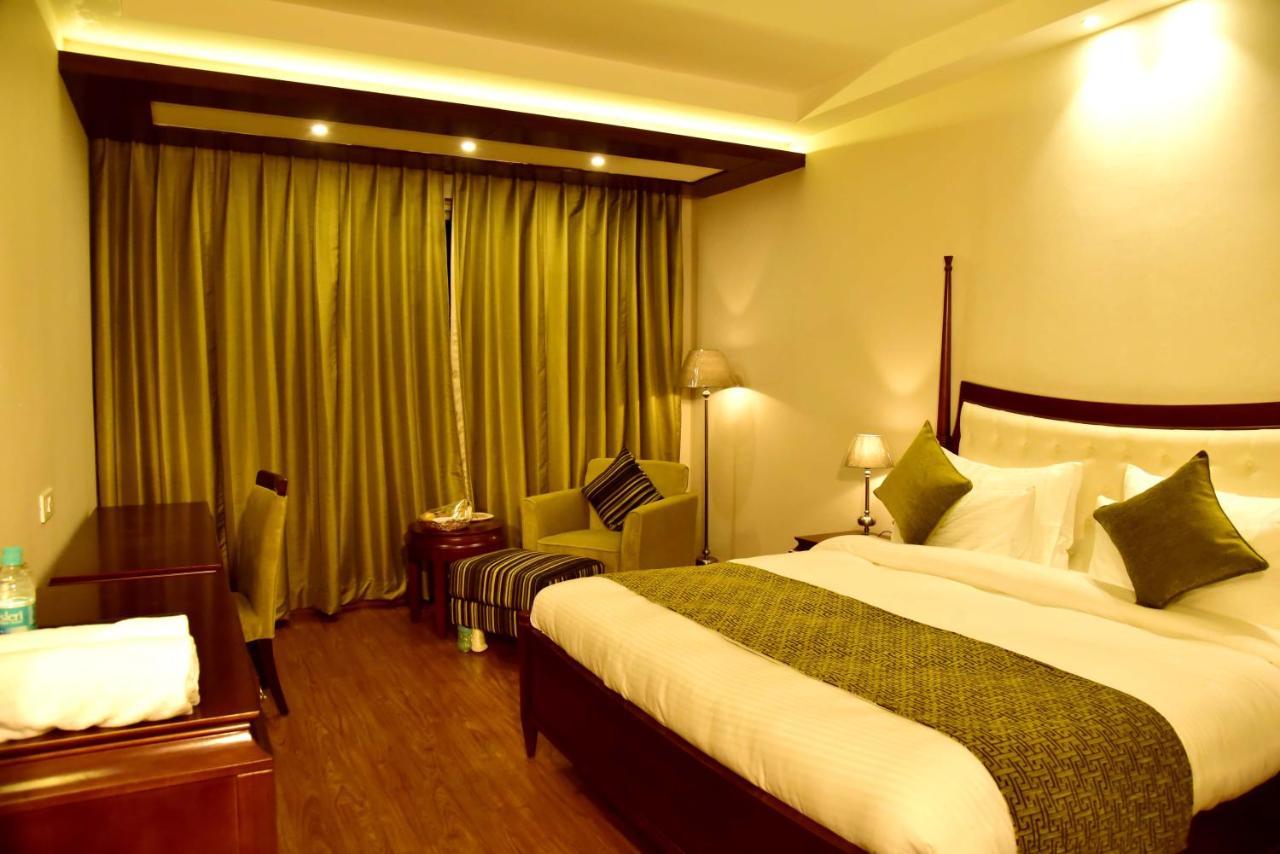 Season Hotel Nainital Εξωτερικό φωτογραφία